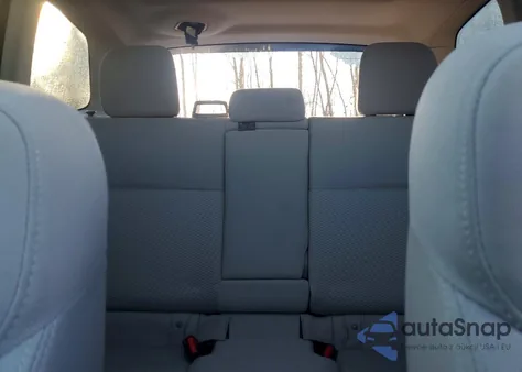 2015 Subaru Forester 2.5I Premium из США, поврежденный, VIN JF2SJADC4FH806533